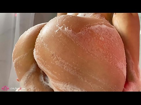 ❤️ Brunette si masturba a figa cù un vibratore per un orgasmu intensu in a doccia ❤ Porno à noi % co.tuberxxx.ru% ❌️